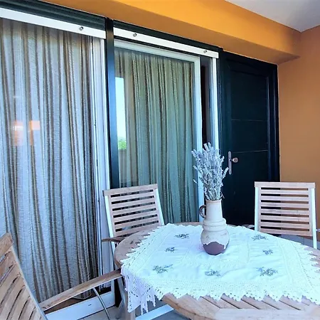 Rosellina By The Sea Apartman *